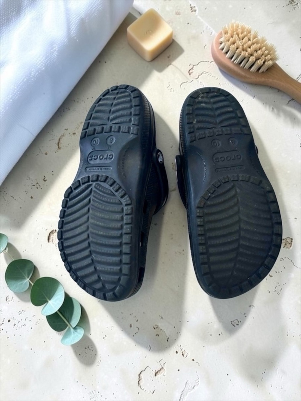 Crocs Classic Clog – Black – M8 W10 — Women’s Size 10 (EUC) - Picture 13 of 15